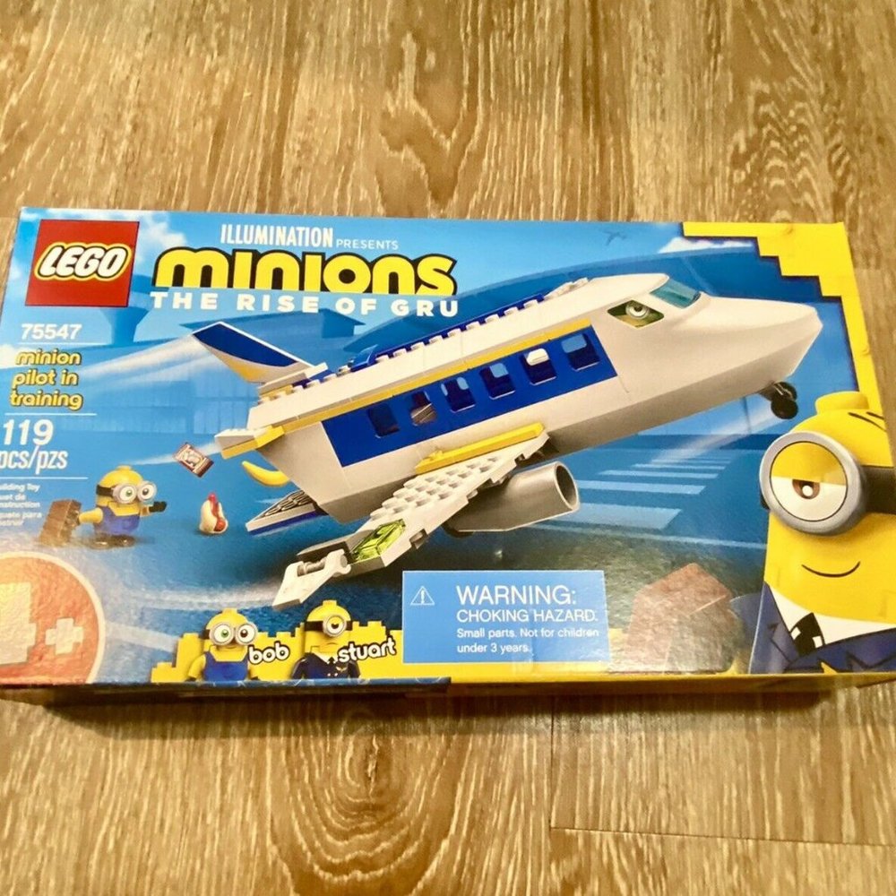 LEGO Minions Pilot in Training Playset (75547)